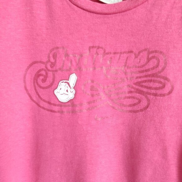 Ladies SZ M Nike Pink Cleveland Indians T-Shirt - Picture 2 of 4